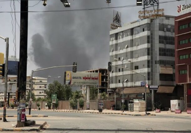 Smoke is seen rising from a neighborhood in Khartoum, Sudan, Saturday, April 15, 2023. AP photo