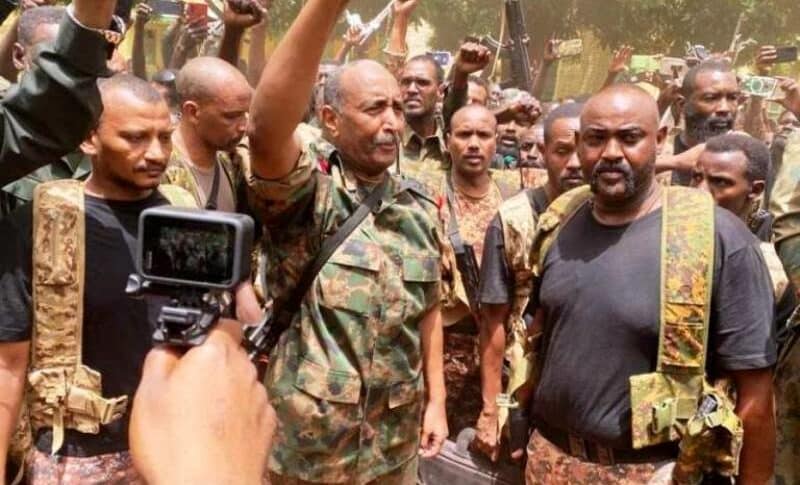 SAF commander in chief al-Burhan visits his troops inn Khartoum on May 302023