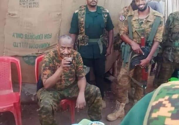 Al-Burhan takes a coffee in Omdurman before departing for Port Sudan on August 24, 2023