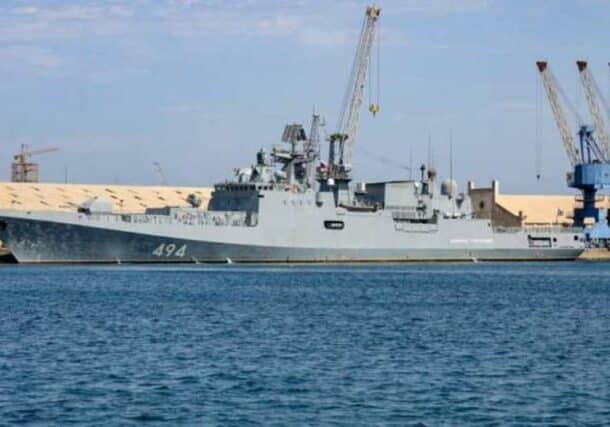 فرقاطة روسية الأميرال جريجوروفيتش (494)، راسية في بورتسودان. في 28 فبراير 2021 (أ ف ب)