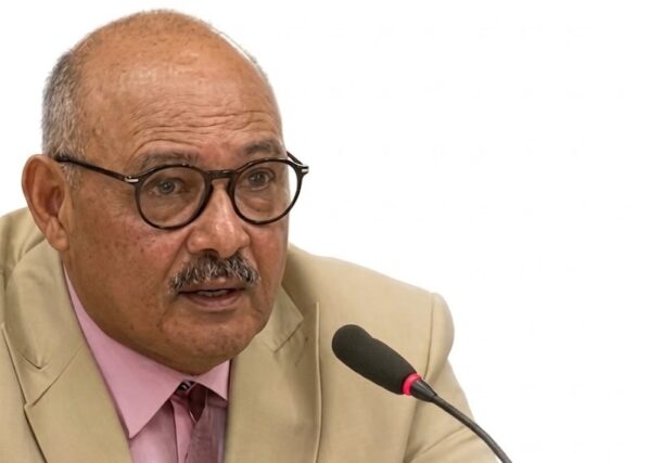 فؤاد حكمت