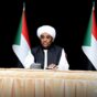 مجلس الوزراء السوداني يوقف الجبايات على الطرق القومية والوقود ويوجه بخفض أعباء المعيشة